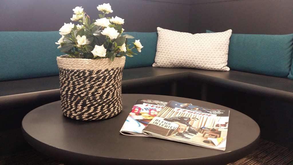 Hotel Kyriad Brive Ouest Restaurant bilde