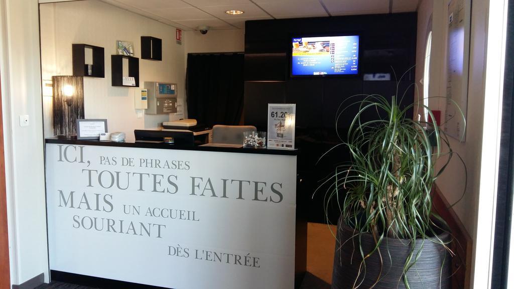 Hotel Kyriad Brive Ouest Eksteriør bilde
