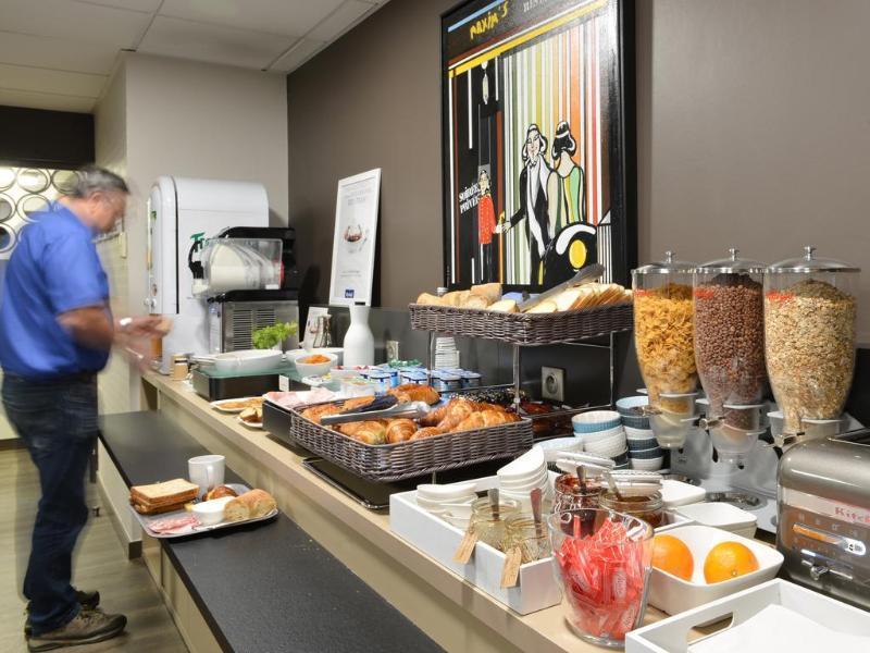 Hotel Kyriad Brive Ouest Eksteriør bilde