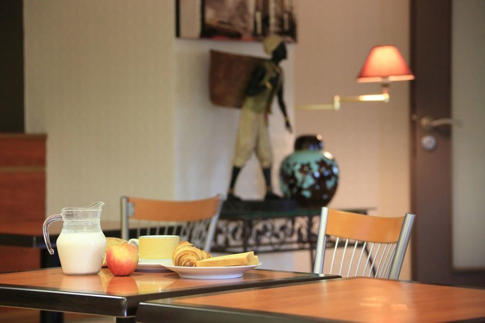 Hotel Kyriad Brive Ouest Eksteriør bilde