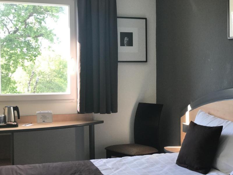 Hotel Kyriad Brive Ouest Eksteriør bilde